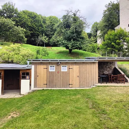 Campsite Stanovanie Pod Starym Zamkom - *