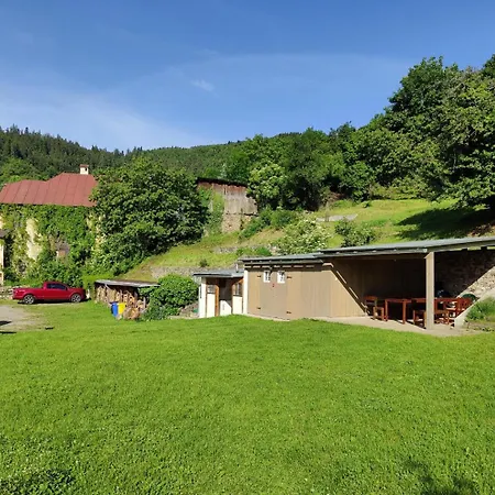 Stanovanie Pod Starym Zamkom - 营地 Banská Štiavnica