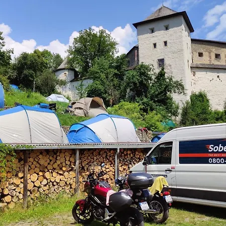 Stanovanie Pod Starym Zamkom - 营地 Banská Štiavnica