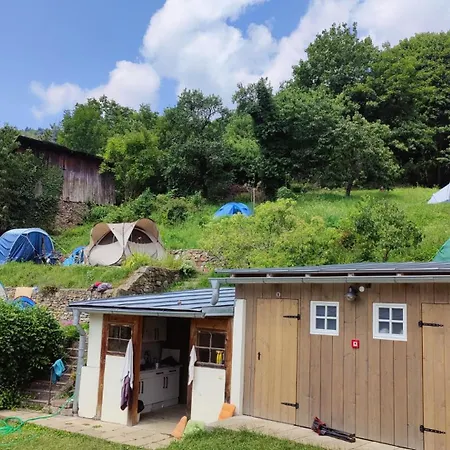 Campsite Stanovanie Pod Starym Zamkom - *